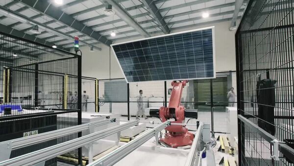 Nhà máy sản xuất tấm pin mặt trời ở Riyadh - Sputnik Việt Nam