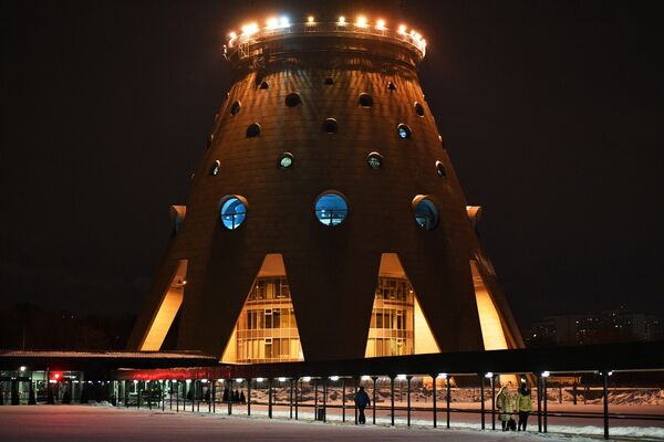 Tháp Ostankino ở Moskva cao 540,1 m - Sputnik Việt Nam