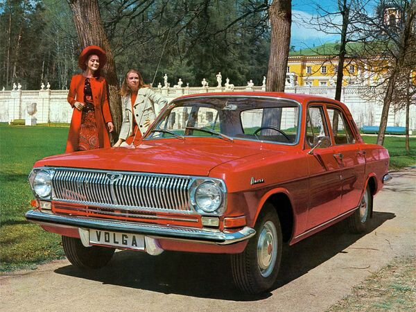 Quảng cáo xe hơi Liên Xô GAZ-24 Volga - Sputnik Việt Nam