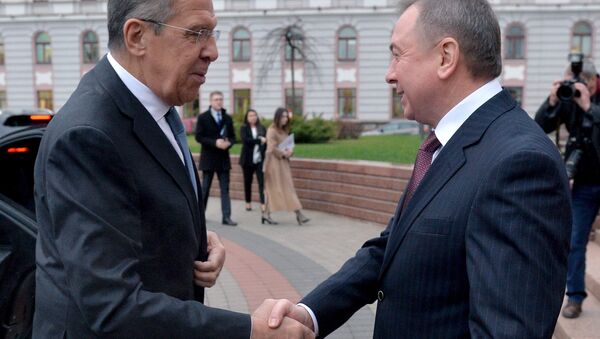 Bộ trưởng bộ Ngoại giao Sergey Lavrov và Bộ trưởng bộ Ngoại giao Belarus Vladimir Makei trong chuyến thăm và làm việc Minsk của Sergey Lavrov 21/11 - Sputnik Việt Nam