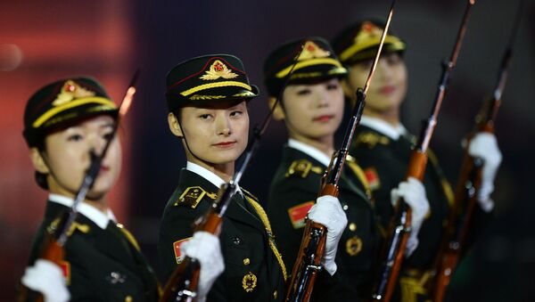 Dàn nhạc của Quân đội Giải phóng Nhân dân Trung Quốc tại lễ khai mạc Festival Quân  nhạc Quốc tế Tháp Spasskaya - Sputnik Việt Nam