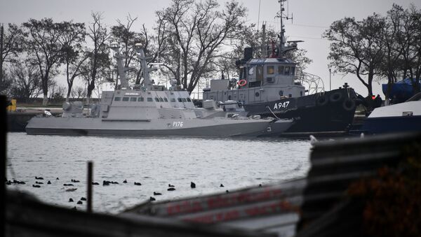 Ba tàu của Hải quân Ukraina Berdyansk, Nikopol và Yana Kapa vi phạm biên giới Nga - Sputnik Việt Nam