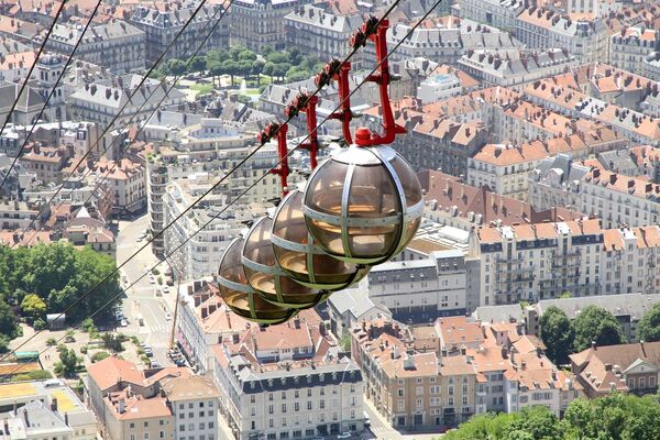 Cáp treo trên thành phố Grenoble ở Pháp - Sputnik Việt Nam