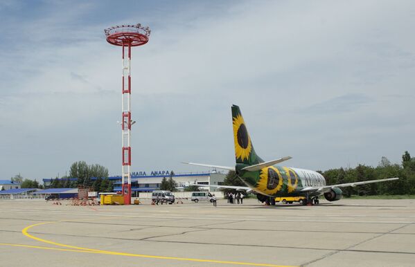Máy bay của hãng hàng không Kuban tại sân bay Anapa - Sputnik Việt Nam