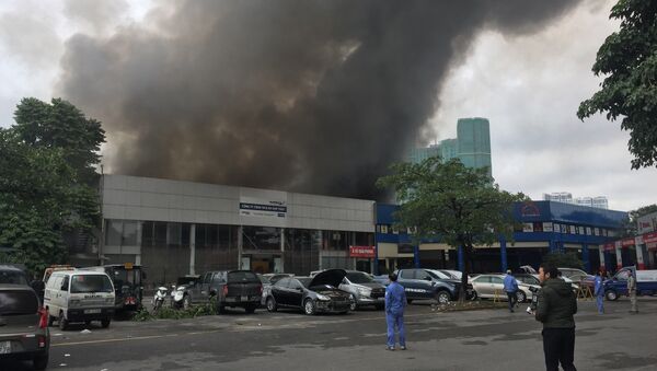 Hà Nội: Cháy lớn gần trụ sở Liên đoàn Bóng đá Việt Nam - Sputnik Việt Nam