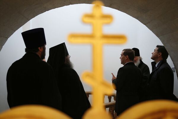 Ông Dmitry Medvedev thăm Tu viện Voskresensky Novo-Jerusalem. - Sputnik Việt Nam