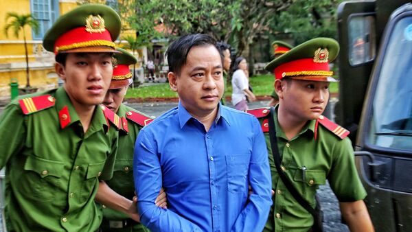 Đại án DongABank thiệt hại hơn 3.608 tỉ đồng: Xét xử Vũ 'nhôm' - Sputnik Việt Nam