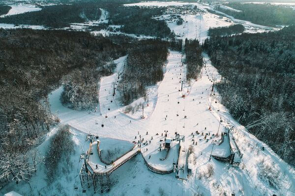 Khu nghỉ dưỡng trượt tuyết Stepanovo ở vùng ngoại ô Moskva - Sputnik Việt Nam
