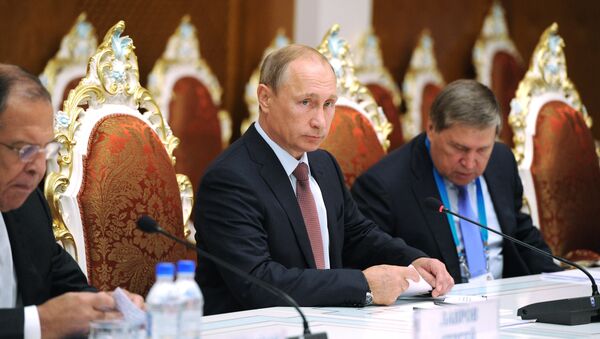 Tổng thống Nga Vladimir Putin tham gia hội nghị thượng đỉnh CSTO  tại Tajikistan - Sputnik Việt Nam