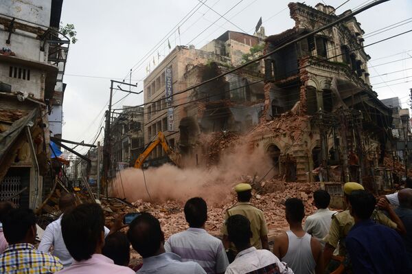 Phá hủy tòa nhà lịch sử ở Ấn Độ - Sputnik Việt Nam