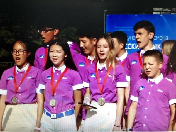 Hoc sinh Việt Nam tại trại hè Artek 2018 Hoc sinh Việt Nam tại trại hè Artek 2018 - Sputnik Việt Nam