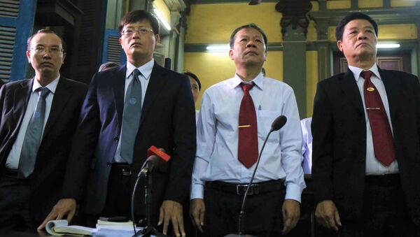Đại diện Vinasun với tư cách là nguyên đơn trong vụ kiện Grab Việt Nam lần thứ 3 - Sputnik Việt Nam