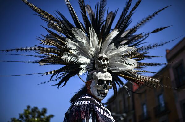 Người Mexico bản địa tham gia Lễ thanh tẩy tại thành phố Mexico - Sputnik Việt Nam