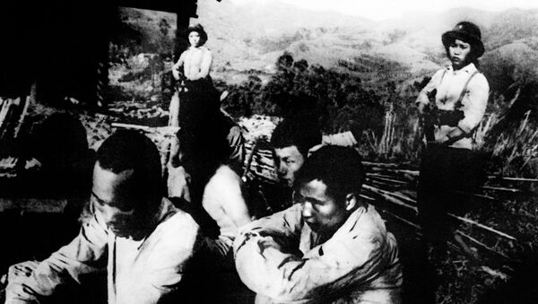 Bộ đội Việt Nam và tù binh Trung Quốc tại chiến địa Cao Bằng ngày 26 tháng 2 năm 1979 - Sputnik Việt Nam