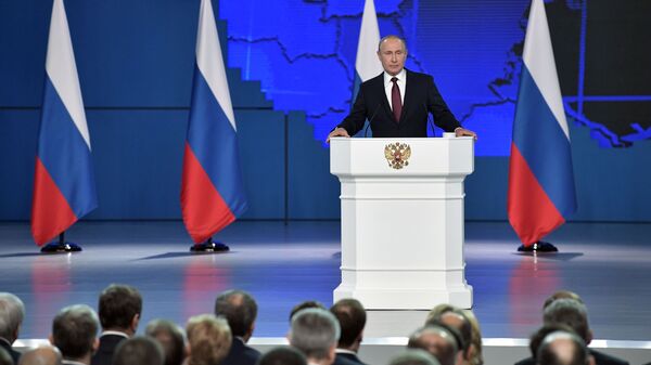 Tổng thống Nga Vladimir Putin đọc thông điệp thường niên gửi Quốc hội Liên bang - Sputnik Việt Nam