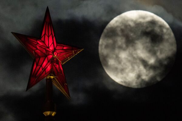 Siêu trăng, quan sát thấy ở Moskva - Sputnik Việt Nam