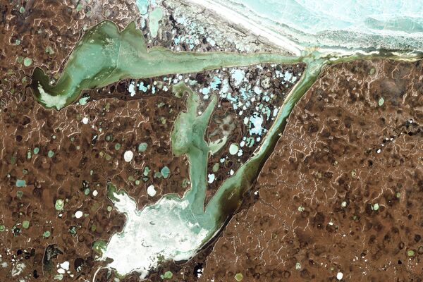 Vịnh Khromsk và vịnh Omulyakh ở Siberia nhìn từ không gian - Sputnik Việt Nam