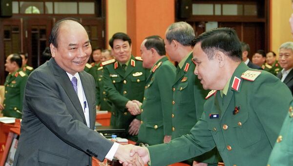 Thủ tướng Nguyễn Xuân Phúc tại trụ sở Bộ Quốc phòng - Sputnik Việt Nam
