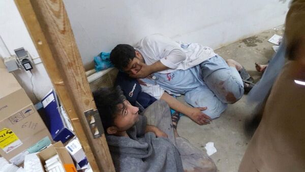 Nạn nhân của vụ bắn phá vào bệnh viện thành phố Kunduz, Afghanistan - Sputnik Việt Nam