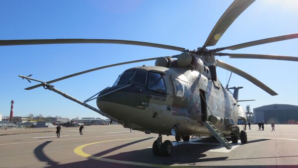 Máy bay trực thăng vận tải quân sự Mi-26T2V - Sputnik Việt Nam