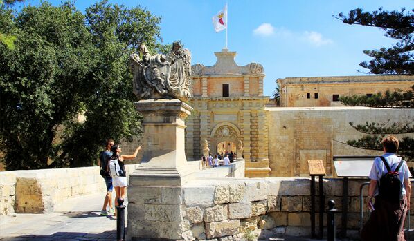 Cổng Mdina, cố đô Malta, được các nhà làm phim lấy làm cửa ngõ của Cảng Hoàng gia - Sputnik Việt Nam