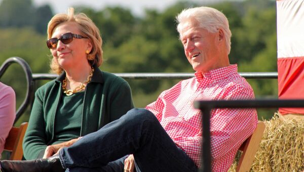 Hillary và Bill Clinton - Sputnik Việt Nam