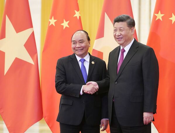 Thủ tướng Nguyễn Xuân Phúc và Tổng Bí thư, Chủ tịch nước Trung Quốc Tập Cận Bình - Sputnik Việt Nam
