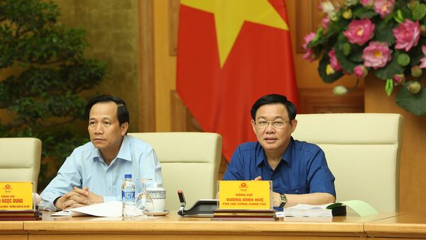 Phó Thủ tướng Vương Đình Huệ phát biểu tại cuộc họp.  - Sputnik Việt Nam