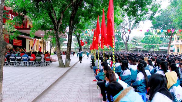 Học sinh trường THPT Phong Châu - Sputnik Việt Nam