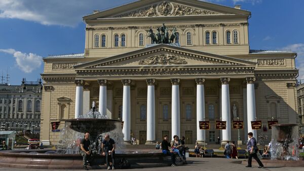 Quảng trường Nhà hát Bolshoi Moskva hiện nay, trước thềm Ngày Chiến thắng - Sputnik Việt Nam