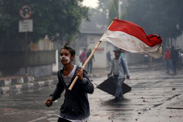Phản đối sau khi công bố kết quả bầu cử chính thức tại Jakarta, Indonesia - Sputnik Việt Nam