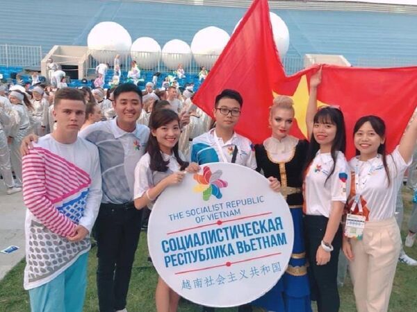 Việt Nam – Liên bang Nga: Tìm thấy những tương đồng trong hoạt động thanh thiếu niên Việt Nam – Liên bang Nga: Tìm thấy những tương đồng trong hoạt động thanh thiếu niên - Sputnik Việt Nam