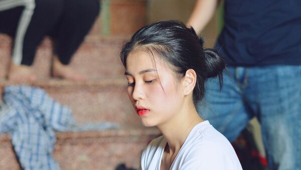Thu Hương, cô gái có bộ ảnh khỏa thân trong hồ sen - Sputnik Việt Nam
