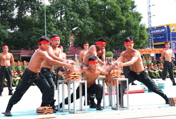 Việt Nam vô hiệu hóa hoạt động khủng bố, chống phá Đảng và Nhà nước Việt Nam vô hiệu hóa hoạt động khủng bố, chống phá Đảng và Nhà nước - Sputnik Việt Nam