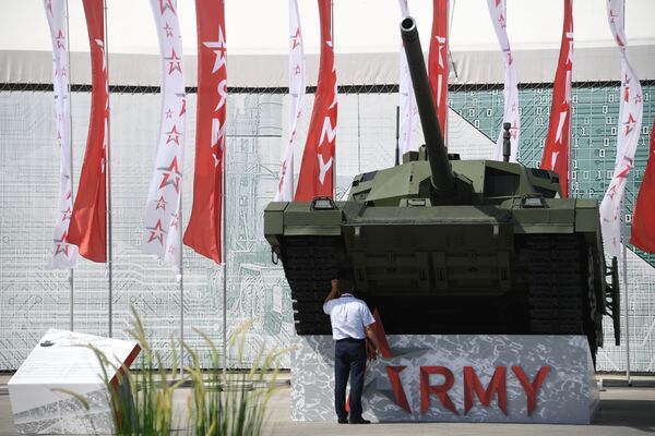 Tại sao nhu cầu mua xe tăng Nga vẫn cao? Tại sao nhu cầu mua xe tăng Nga vẫn cao? - Sputnik Việt Nam