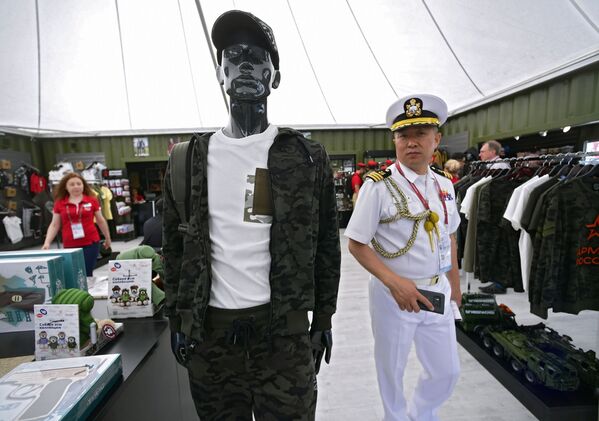 Một quân nhân nước ngoài tại Diễn đàn Kỹ thuật-Quân sự Quốc tế Army-2019 - Sputnik Việt Nam