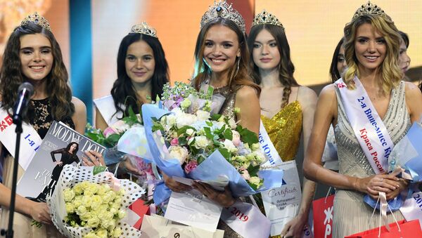 Người chiến thắng trong Festival sắc đẹp và tài năng lần thứ 25 Krasa Rossii-2019 Anna Bakseeva - Sputnik Việt Nam