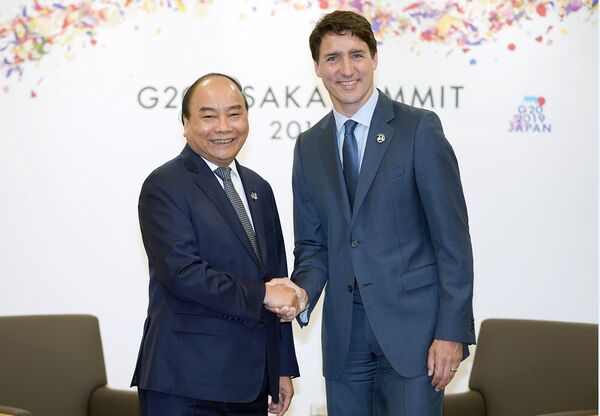 Trump khẳng định tình cảm tốt đẹp với Việt Nam: Thủ tướng gặp gỡ song phương bên lề Hội nghị G20 Trump khẳng định tình cảm tốt đẹp với Việt Nam: Thủ tướng gặp gỡ song phương bên lề Hội nghị G20 - Sputnik Việt Nam
