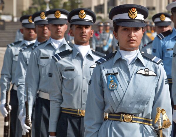 Trong Không quân Pakistan hiện nay có hơn 300 phụ nữ, 5 năm trước đây mới có gần 100 người - Sputnik Việt Nam