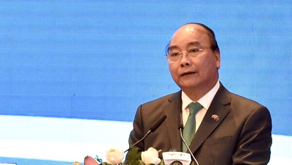 Thủ tướng Nguyễn Xuân Phúc phát biểu tại lễ ký - Sputnik Việt Nam