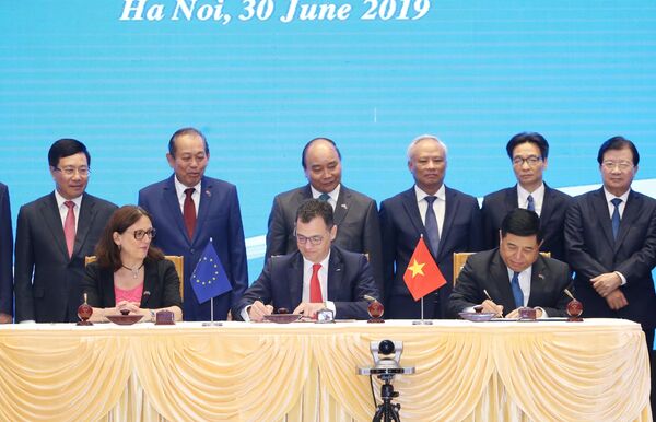 EVFTA giúp tăng sức hấp dẫn của Việt Nam EVFTA giúp tăng sức hấp dẫn của Việt Nam - Sputnik Việt Nam