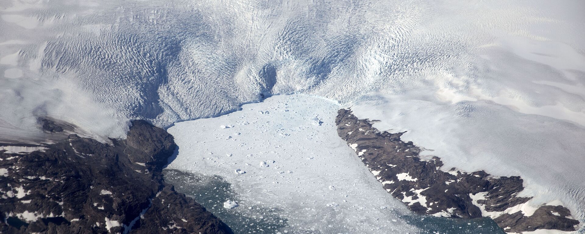 Sông băng tan chảy ở Greenland - Sputnik Việt Nam, 1920, 19.05.2021