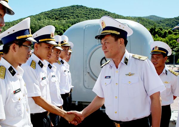 Tàu hộ vệ săn ngầm số hiệu 20 của Việt Nam chính thức bước vào tình trạng trực chiến Tàu hộ vệ săn ngầm số hiệu 20 của Việt Nam chính thức bước vào tình trạng trực chiến - Sputnik Việt Nam