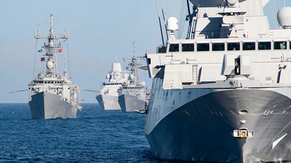 Tàu NATO tiến vào Biển Đen để tập trận - Sputnik Việt Nam