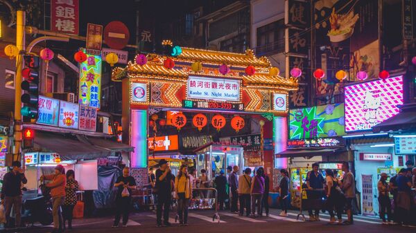 Chợ đêm ở Đài Bắc, Đài Loan - Sputnik Việt Nam