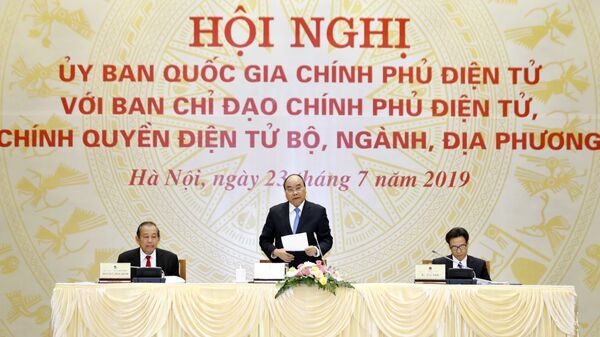 Thủ tướng Nguyễn Xuân Phúc, Chủ tịch Uỷ ban Quốc gia Chính phủ điện tử phát biểu. - Sputnik Việt Nam