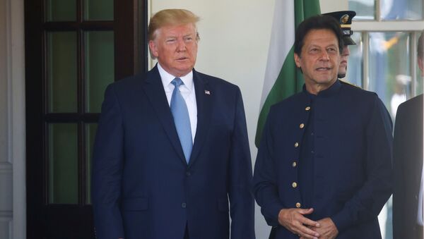 Thủ tướng Pakistan Imran Khan và Donald Trump - Sputnik Việt Nam