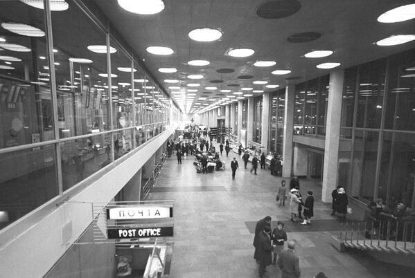 Quang cảnh bên trong nhà ga của Sân bay Quốc tế Sheremetyevo, 1970 - Sputnik Việt Nam