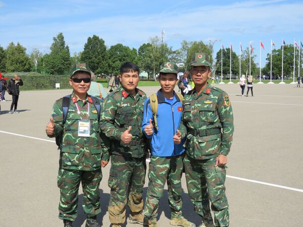 Đội tuyển xe tăng Việt Nam xuất sắc đứng nhất lượt đấu bán kết đầu của bảng 2 Tank Biathlon 2019 Đội tuyển xe tăng Việt Nam xuất sắc đứng nhất lượt đấu bán kết đầu của bảng 2 Tank Biathlon 2019 - Sputnik Việt Nam