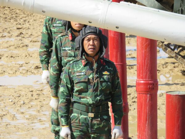 Đội tuyển xe tăng Việt Nam xuất sắc đứng nhất lượt đấu bán kết đầu của bảng 2 Tank Biathlon 2019 Đội tuyển xe tăng Việt Nam xuất sắc đứng nhất lượt đấu bán kết đầu của bảng 2 Tank Biathlon 2019 - Sputnik Việt Nam